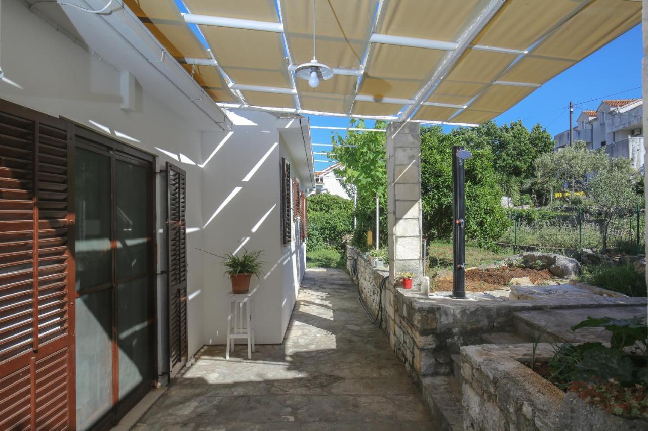 Artistic Summer House Marinovic With Garden&Bbq سوبيتار المظهر الخارجي الصورة